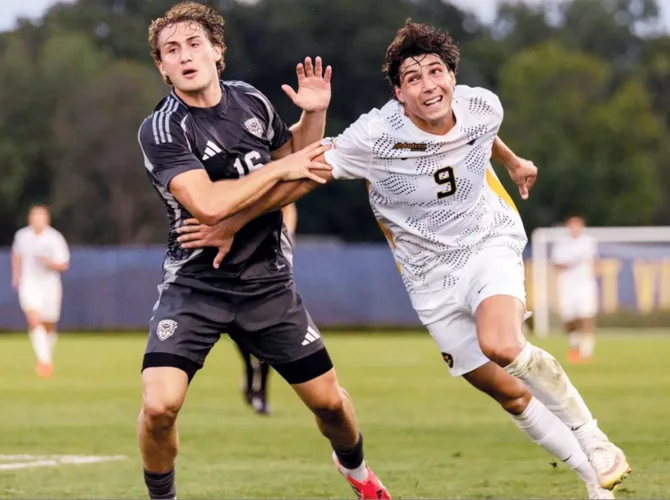 Mountaineer soccer earns draw at No. 21 UNC Greensboro
